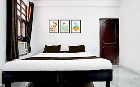 Hotel O Aarav Residency